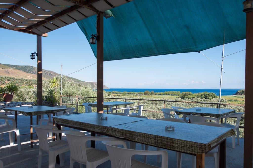 Blue Bay Hotel Charamida 外观 照片